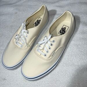 Vans Cream shoe 10 1/2